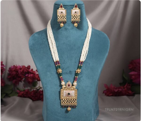 Classic Pearl Beaded Pendant Set - Image 3
