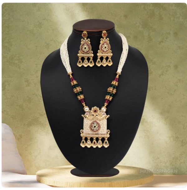 Regal Drop Pendant Necklace Set - Image 3
