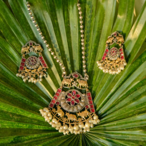 Regal Elephant Motif Necklace & Earrings Set